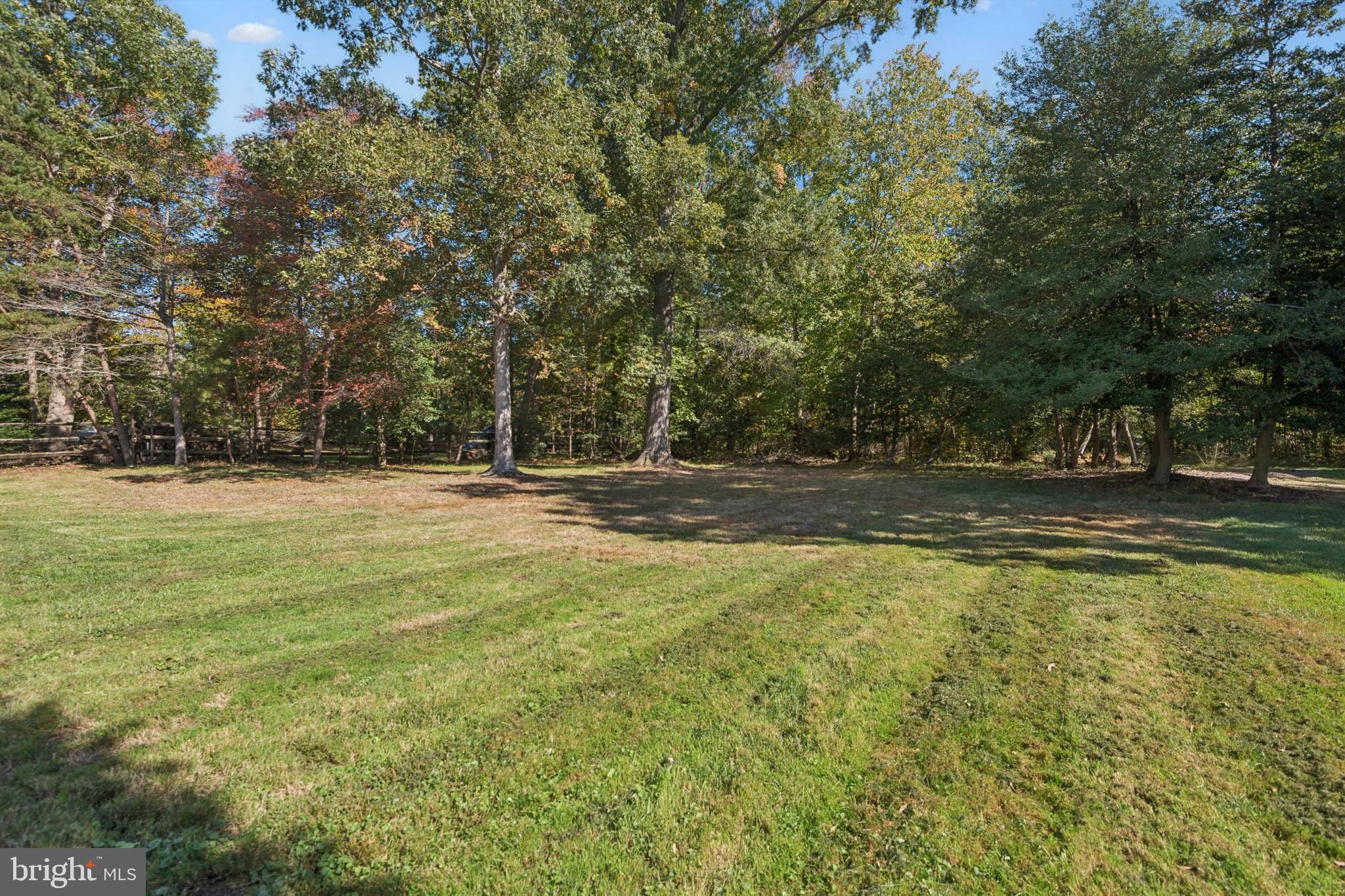 HUNT MEADOW - Residential