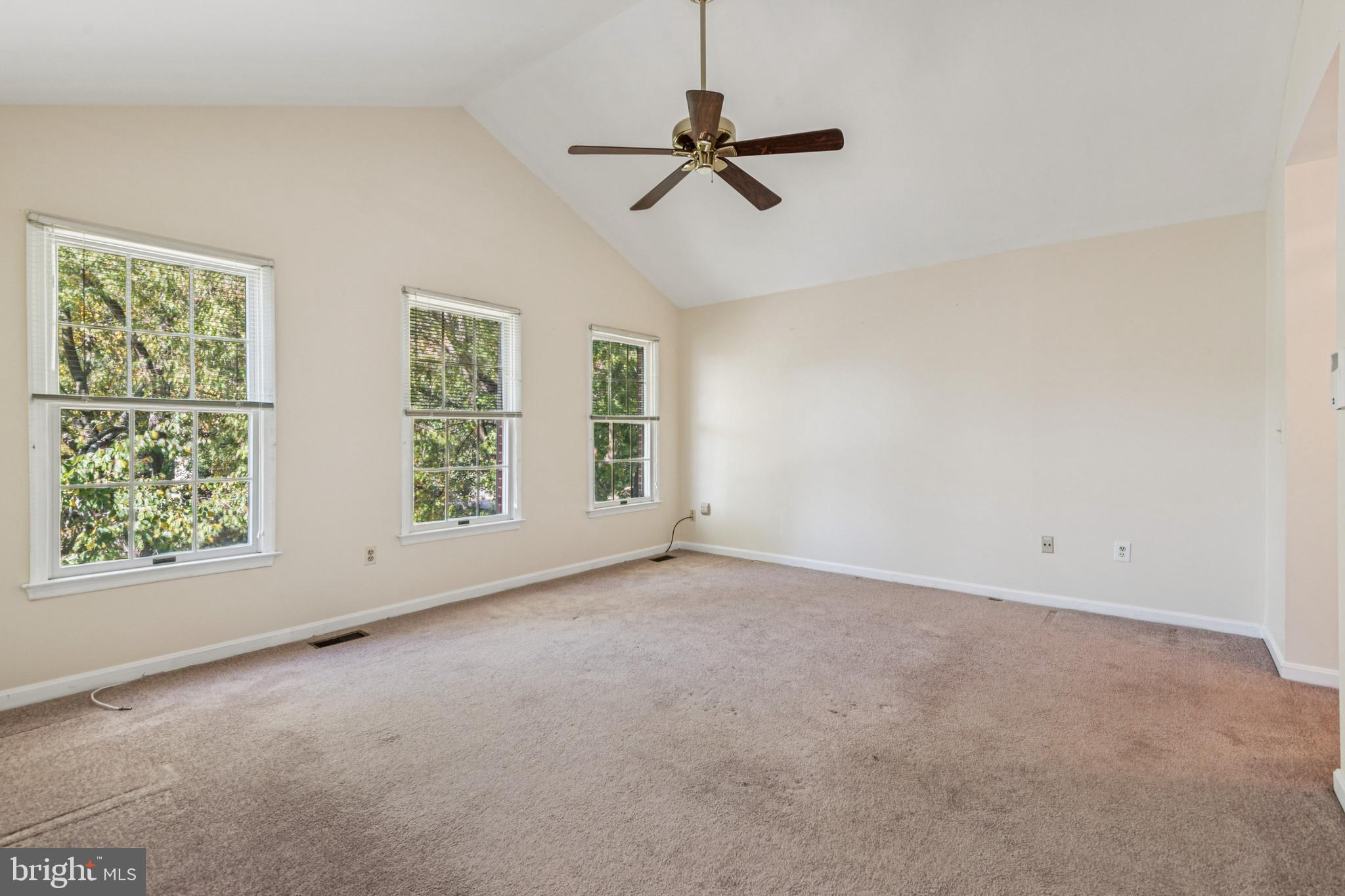 HUNT MEADOW - Residential