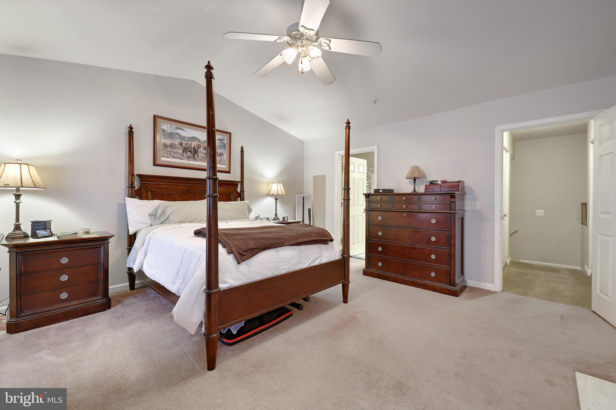 CLOVERLEAF COMMONS - Residential