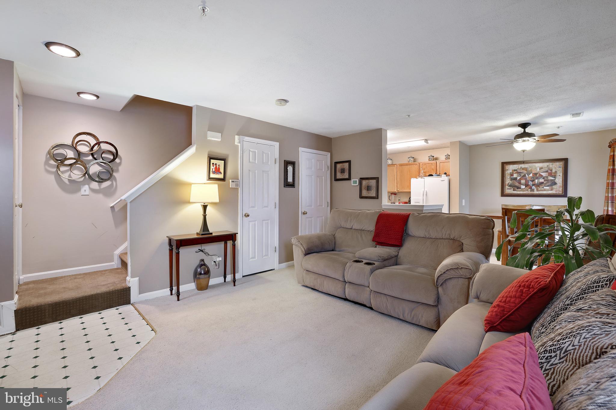 CLOVERLEAF COMMONS - Residential