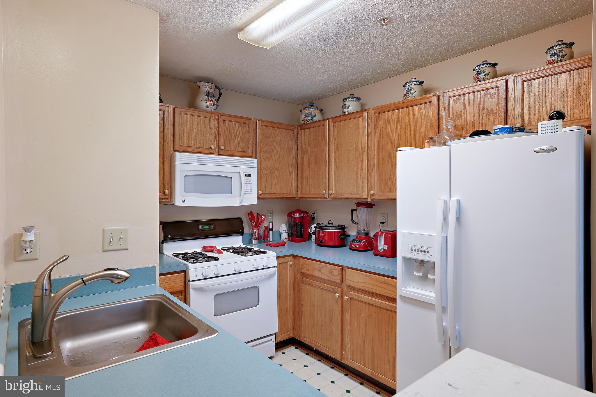 CLOVERLEAF COMMONS - Residential