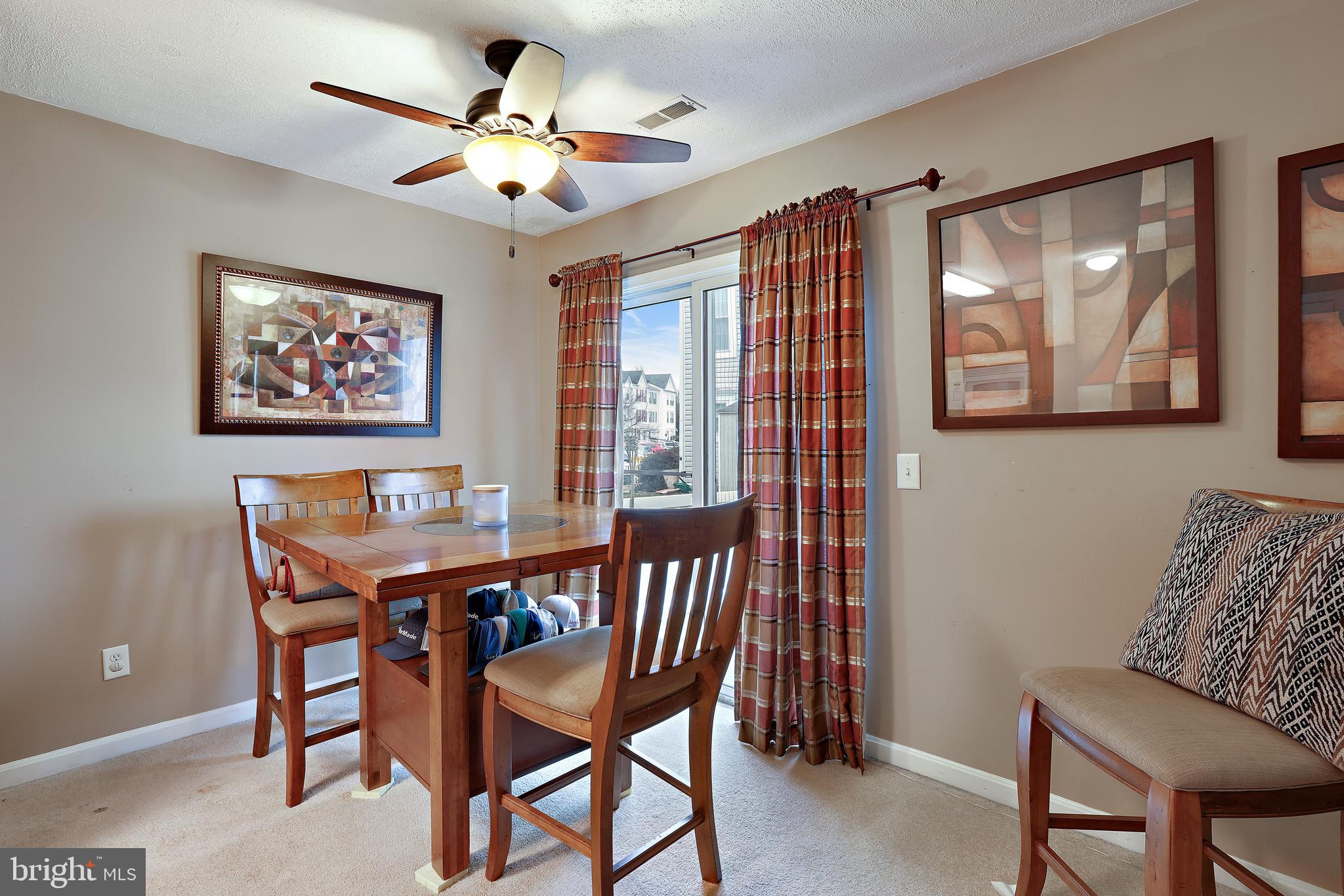 CLOVERLEAF COMMONS - Residential