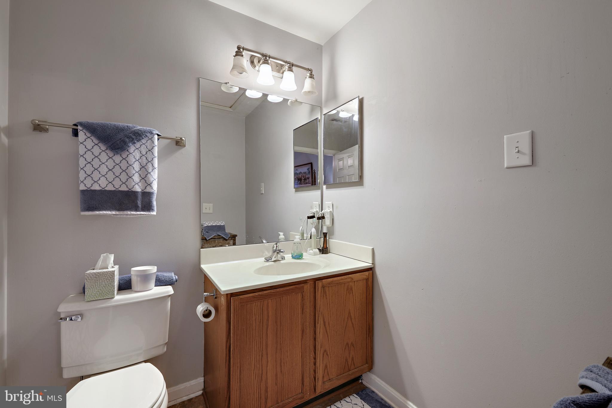 CLOVERLEAF COMMONS - Residential