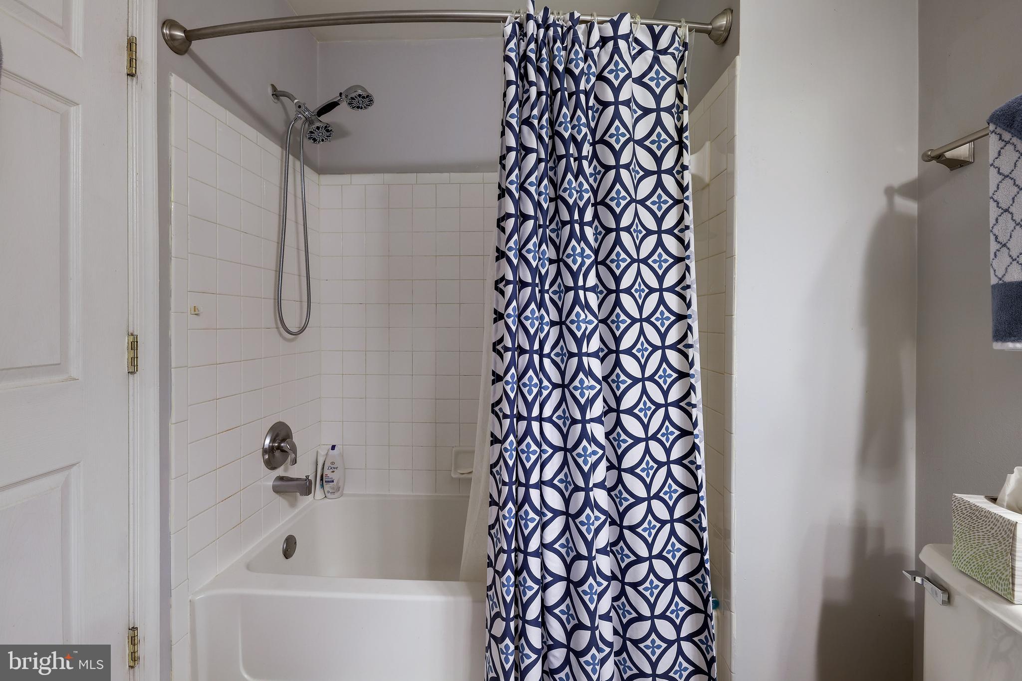 CLOVERLEAF COMMONS - Residential