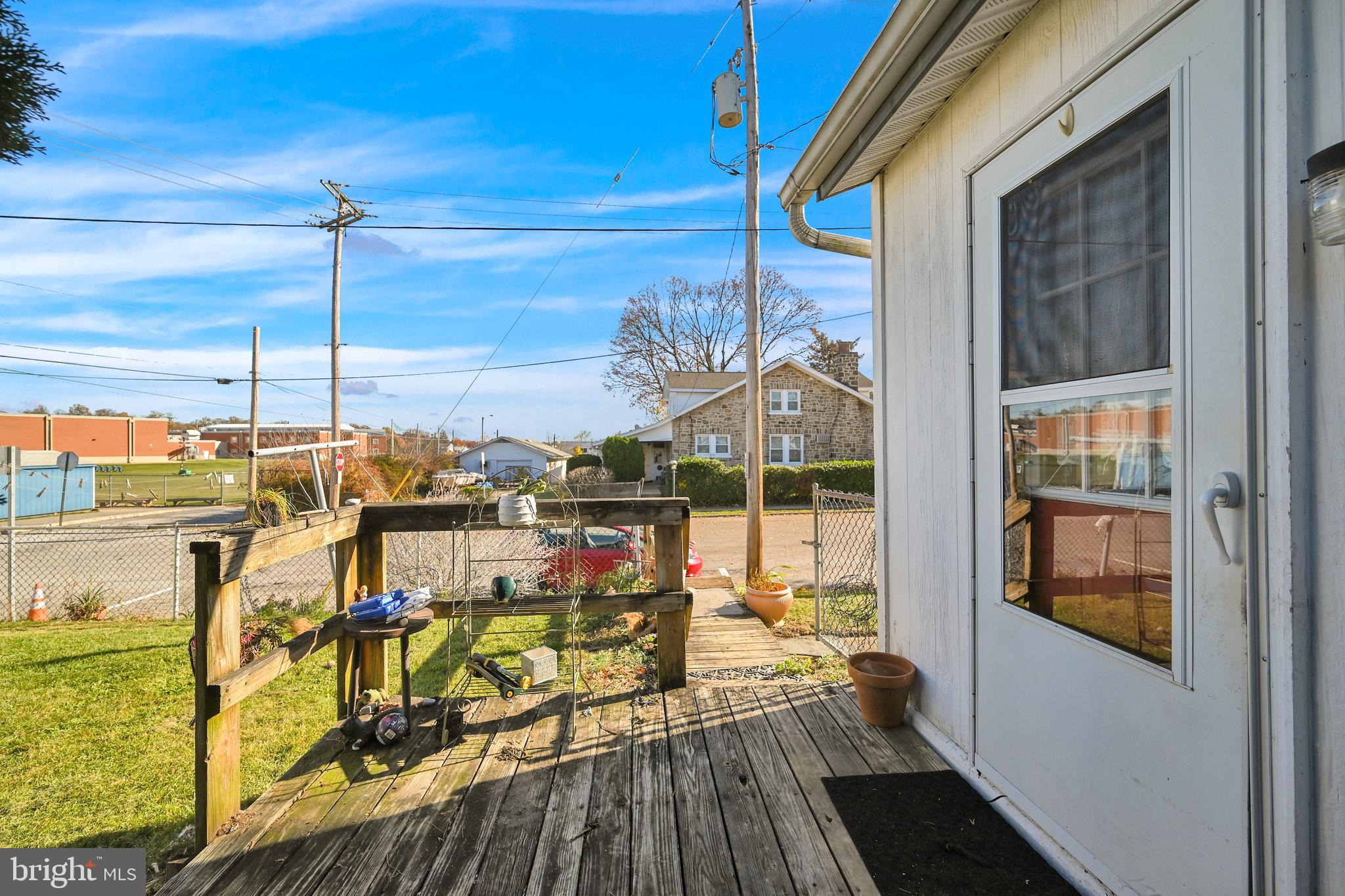 WEST YORK - Residential