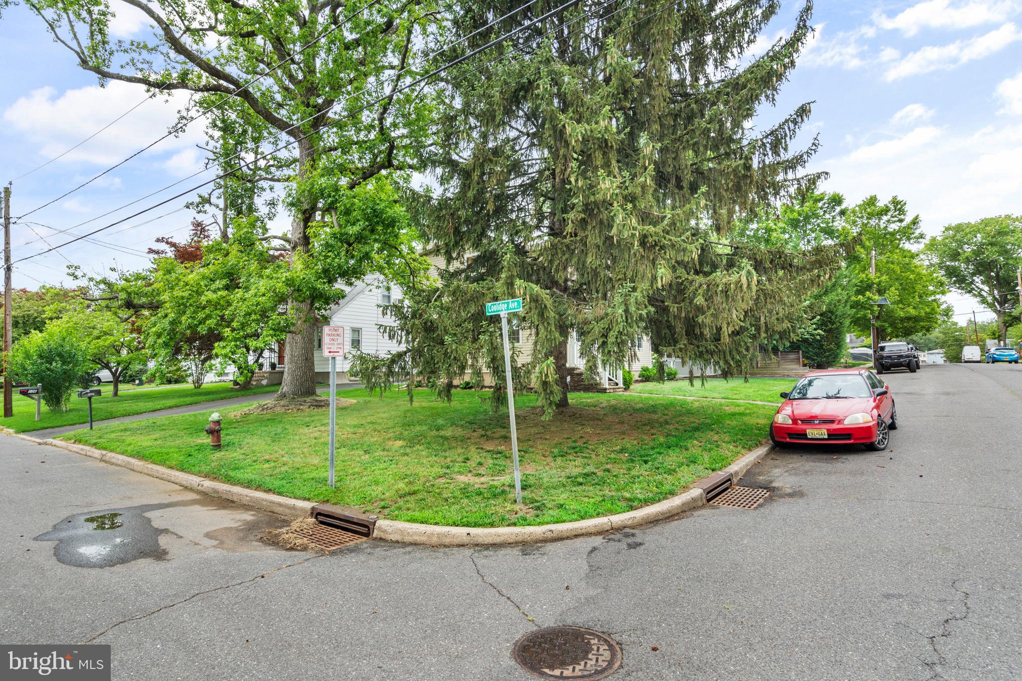 102 COOLIDGE AVE