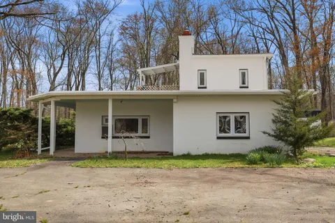 MLS: NJME2076282