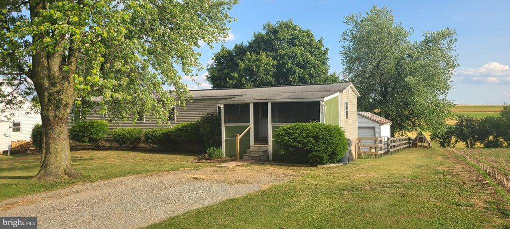 Photo of 70 MARTIC HEIGHTS DR, HOLTWOOD, PA 17532 (MLS # PALA2037780)