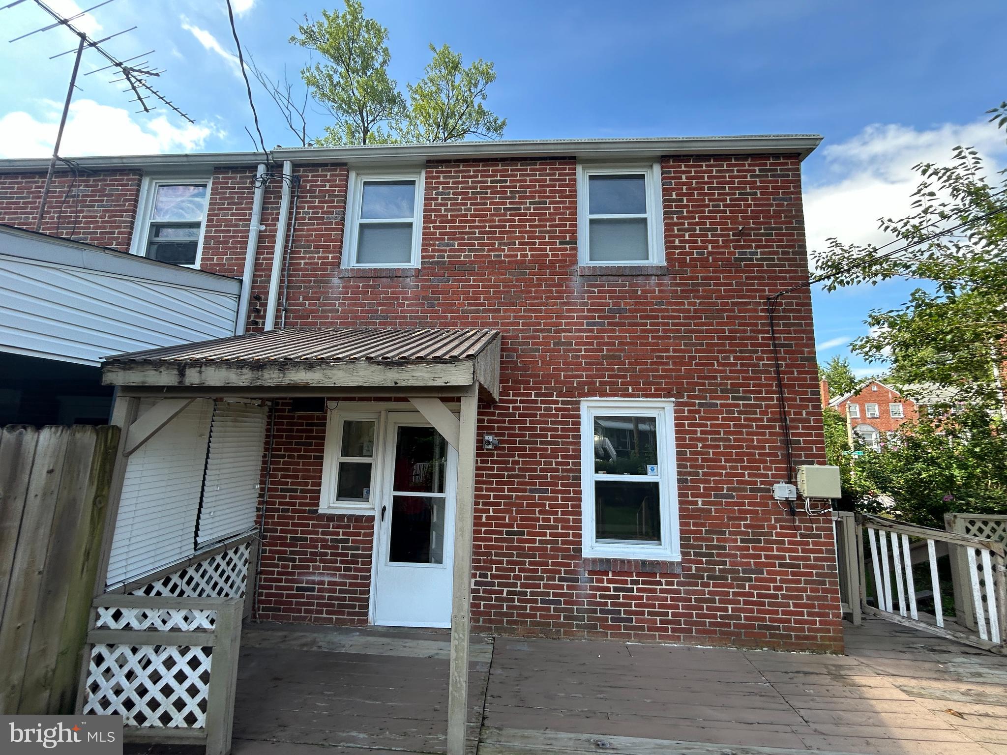 1610 ABERDEEN ROAD