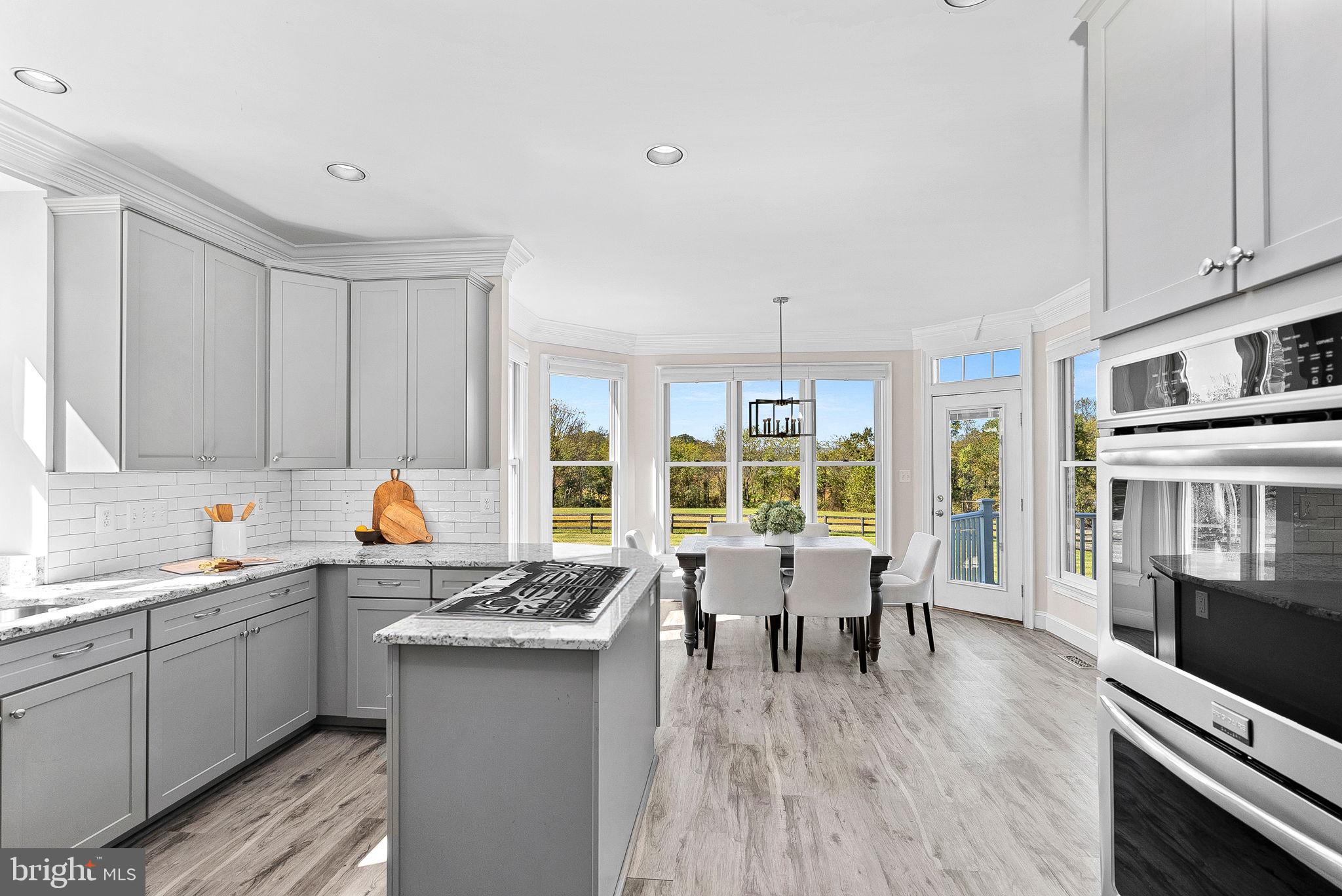 HUNTING HILL FARMS - Residential