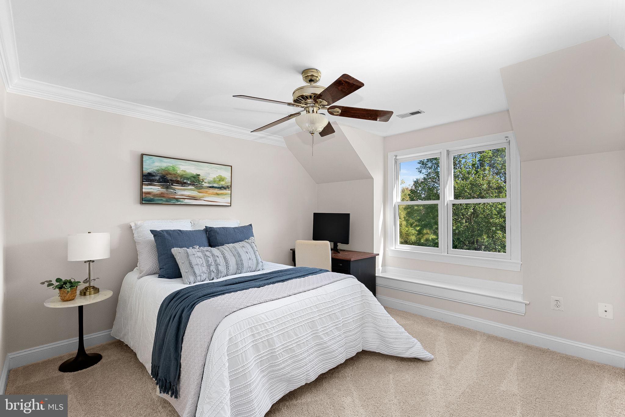 HUNTING HILL FARMS - Residential