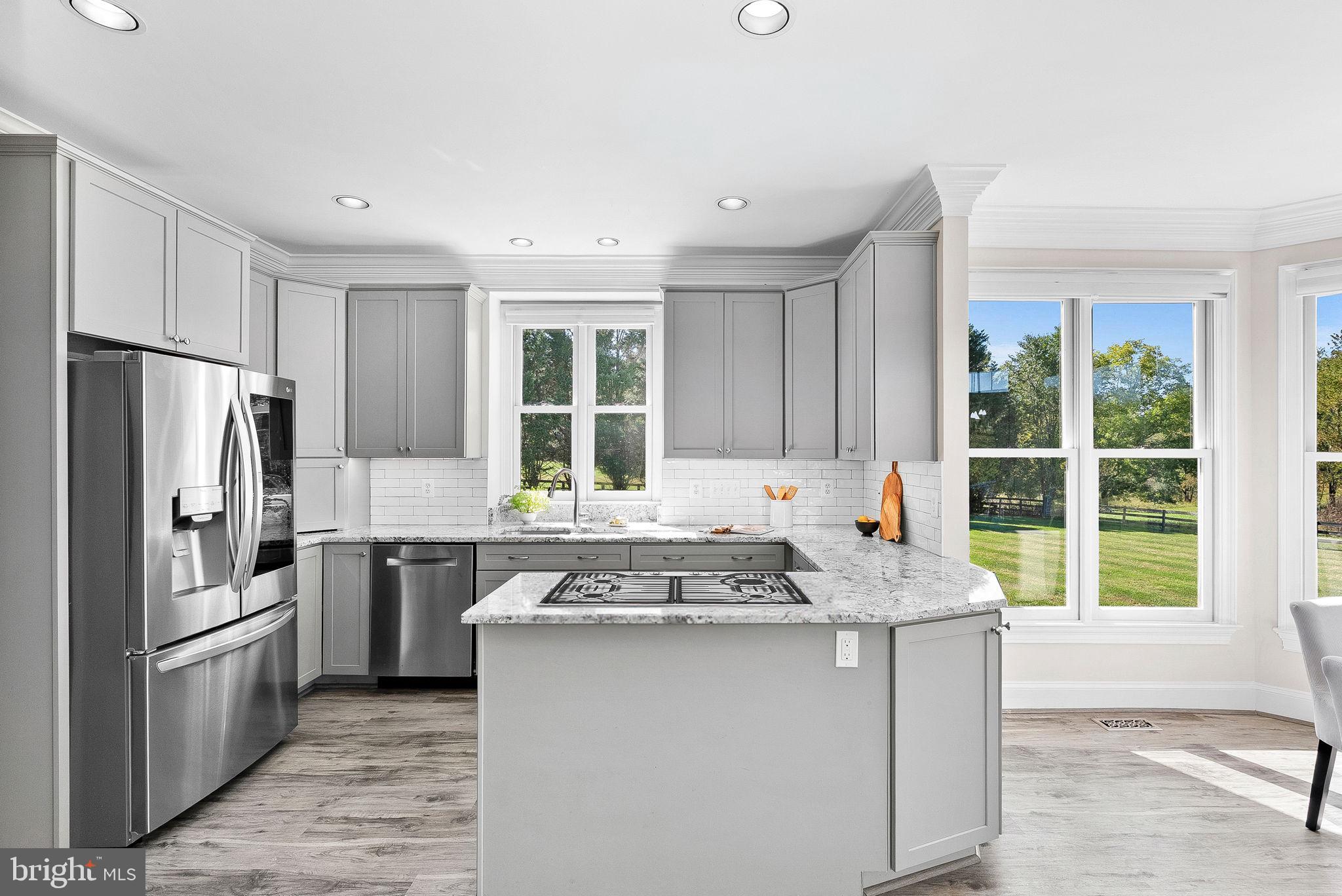 HUNTING HILL FARMS - Residential