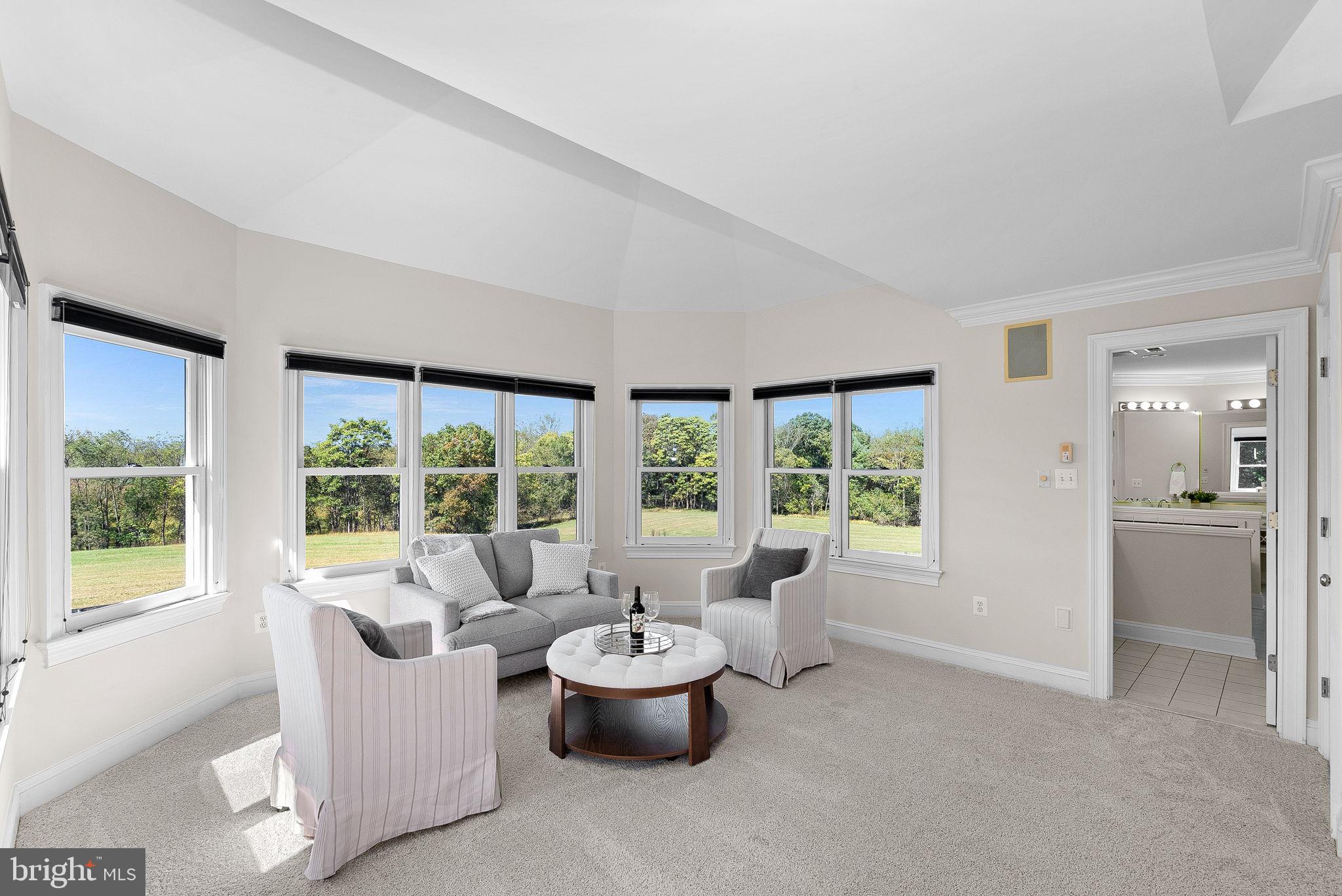 HUNTING HILL FARMS - Residential