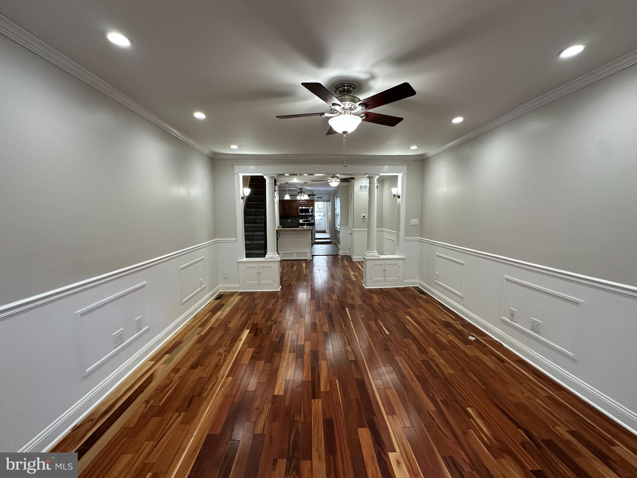 PORT RICHMOND - Residential Lease