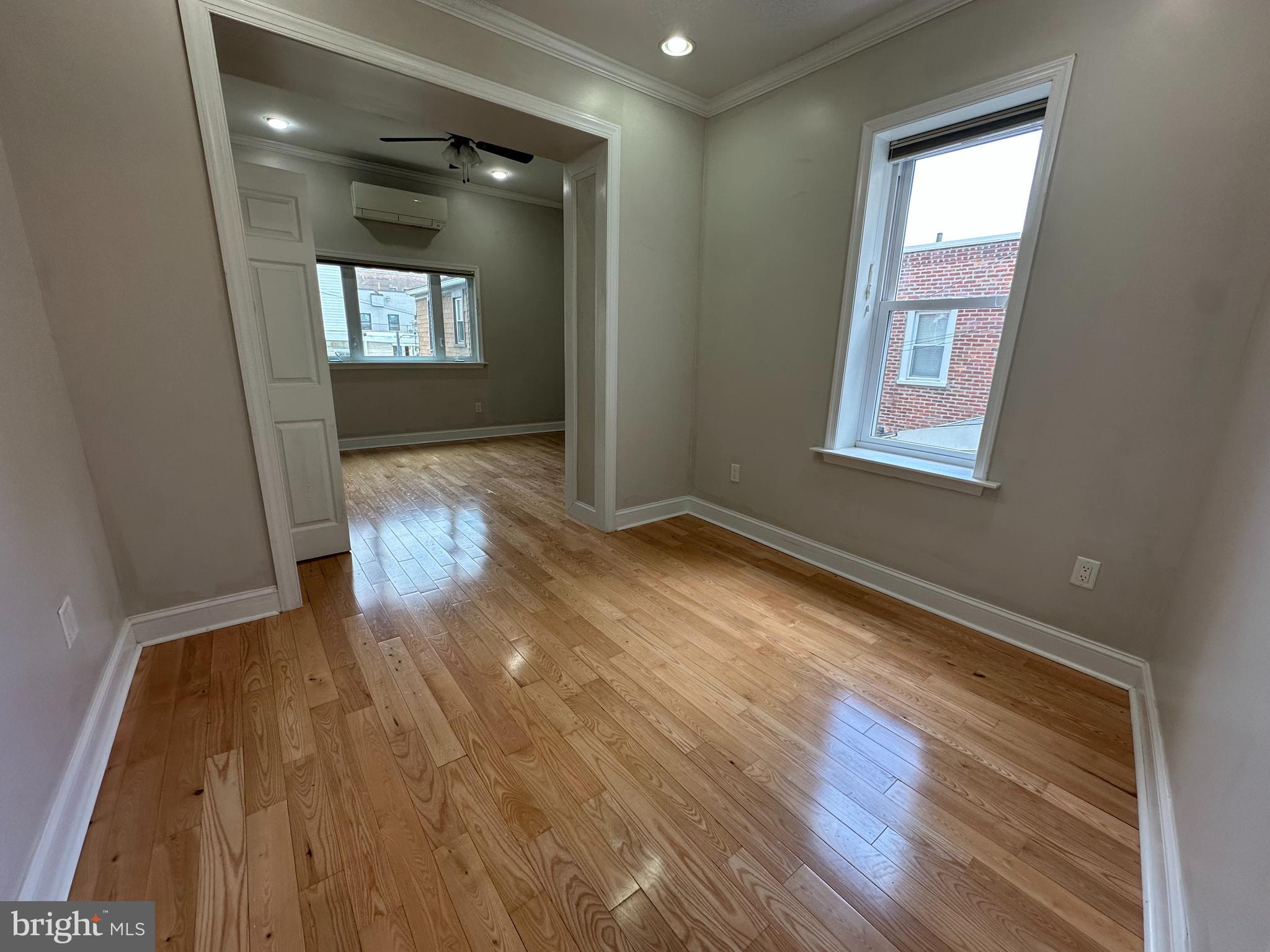 PORT RICHMOND - Residential Lease