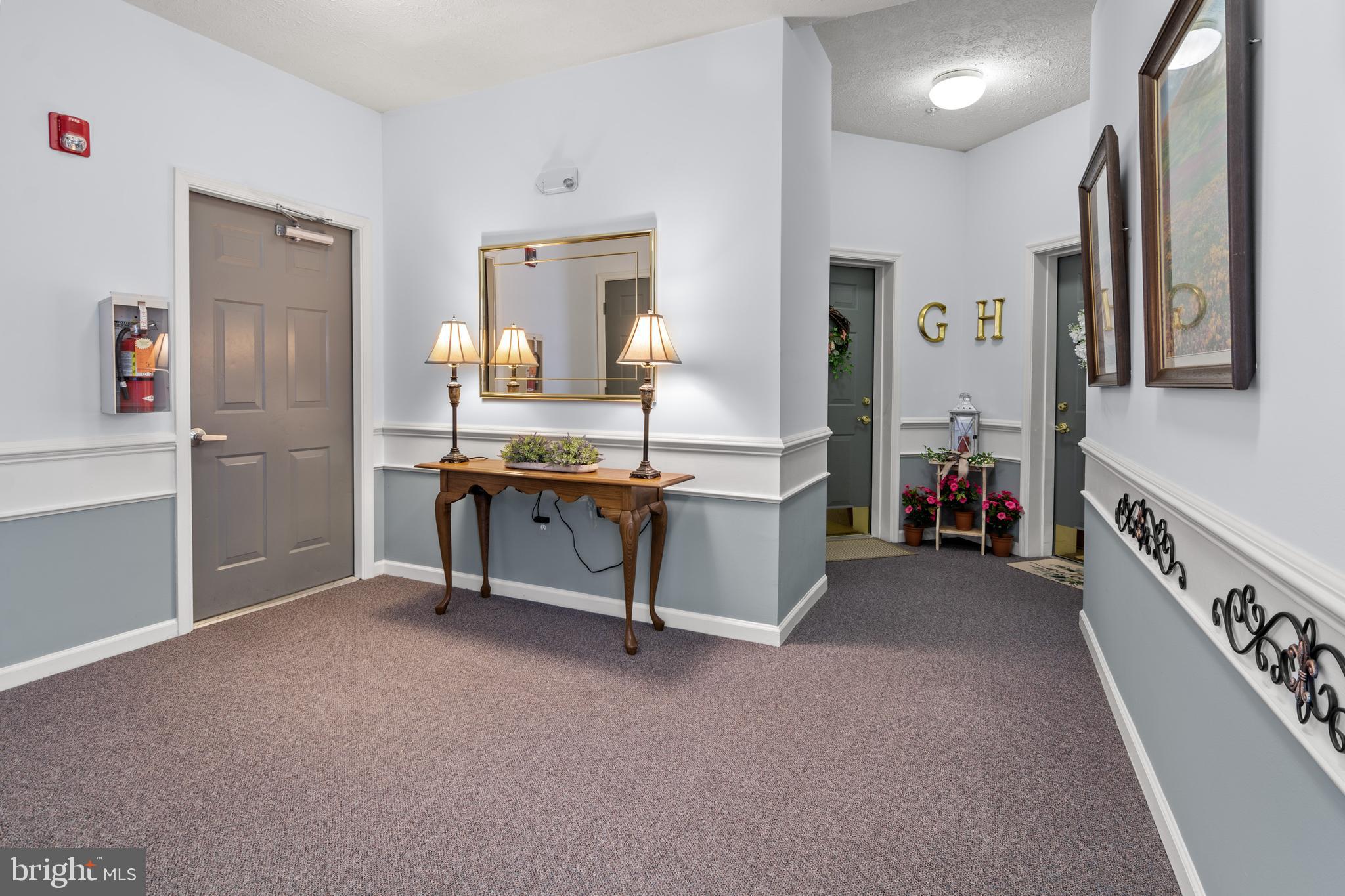 VILLAGE GREEN - Residential