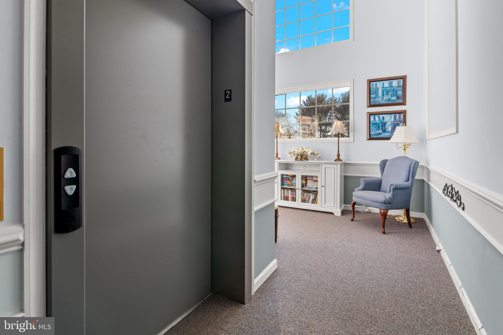 VILLAGE GREEN - Residential