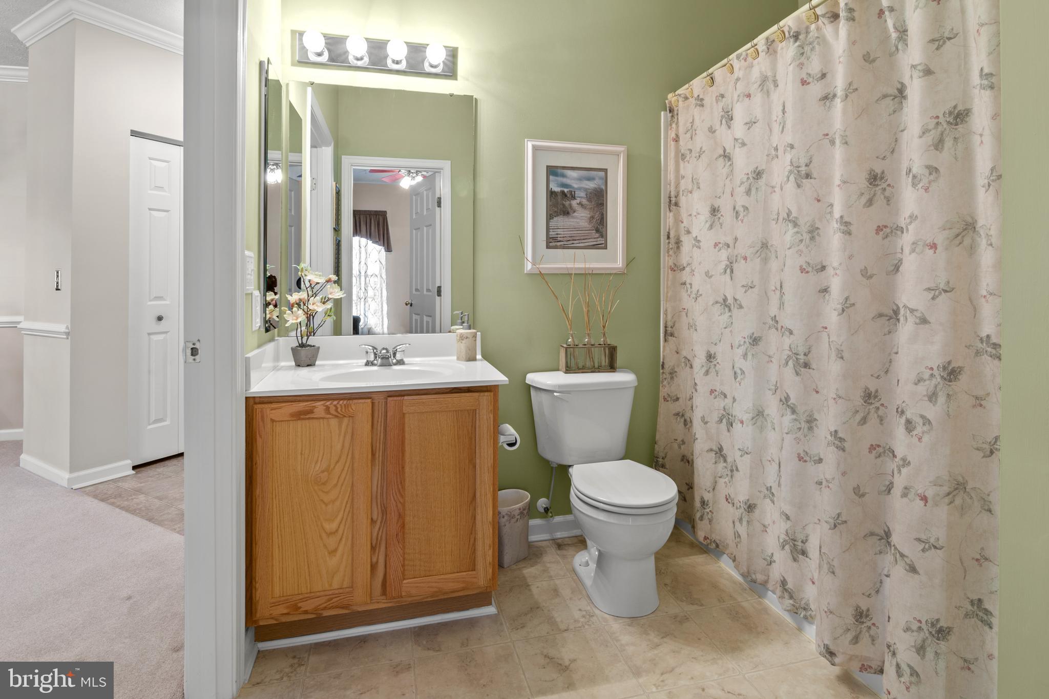 VILLAGE GREEN - Residential