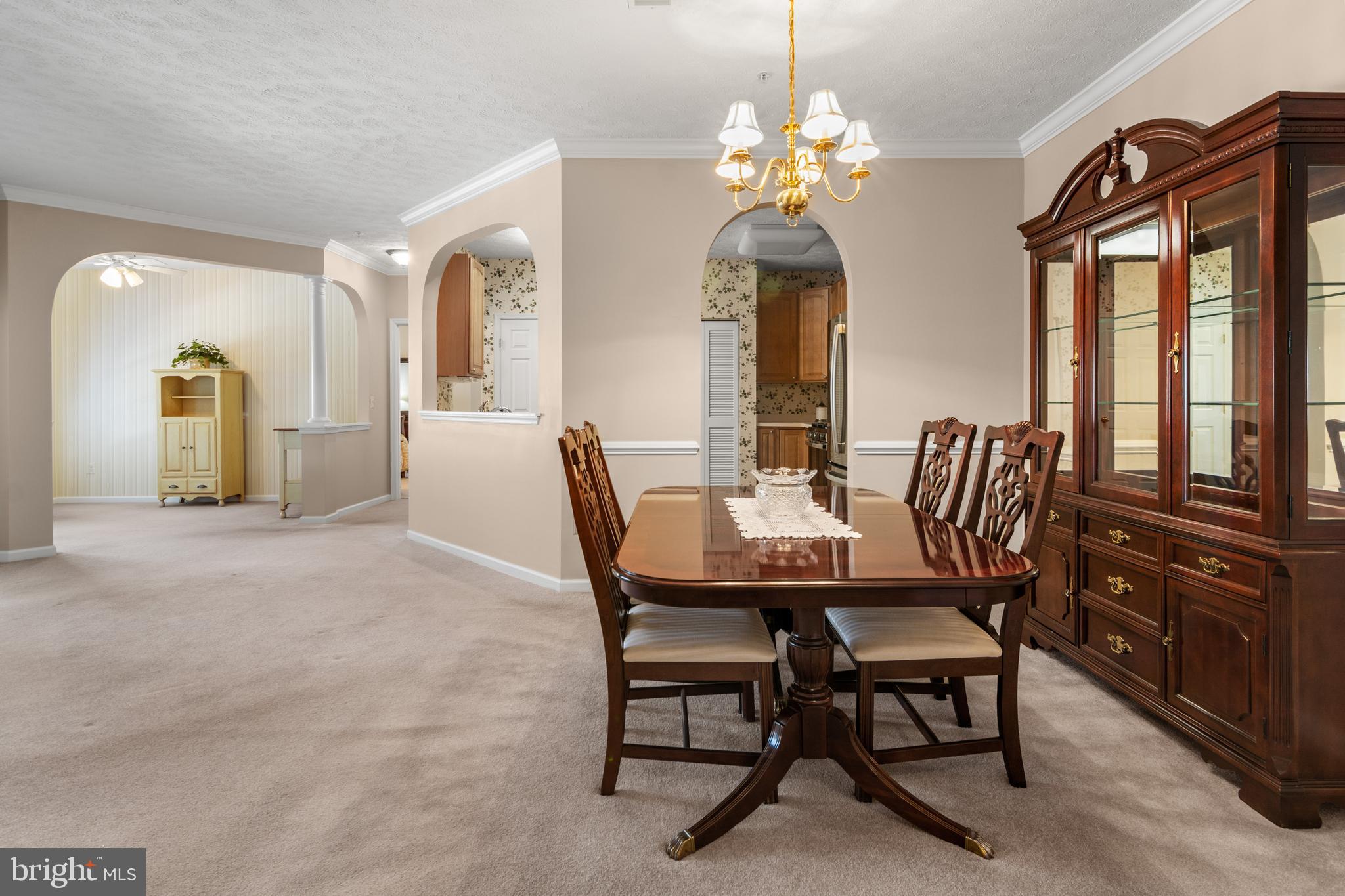 VILLAGE GREEN - Residential