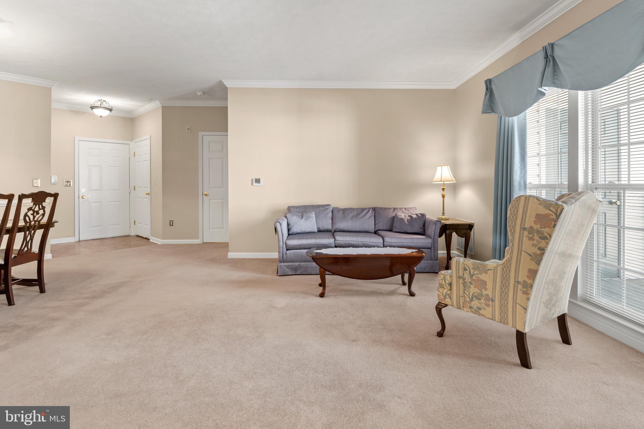 VILLAGE GREEN - Residential