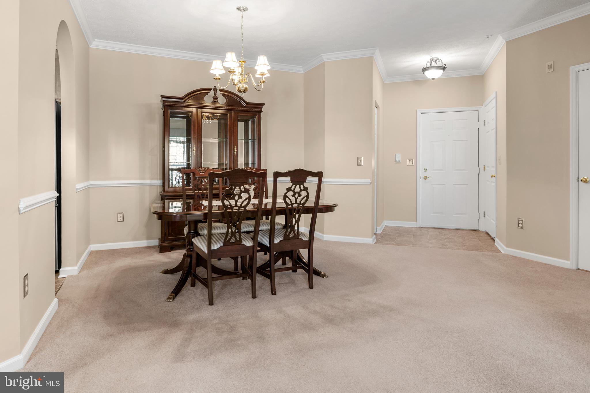 VILLAGE GREEN - Residential