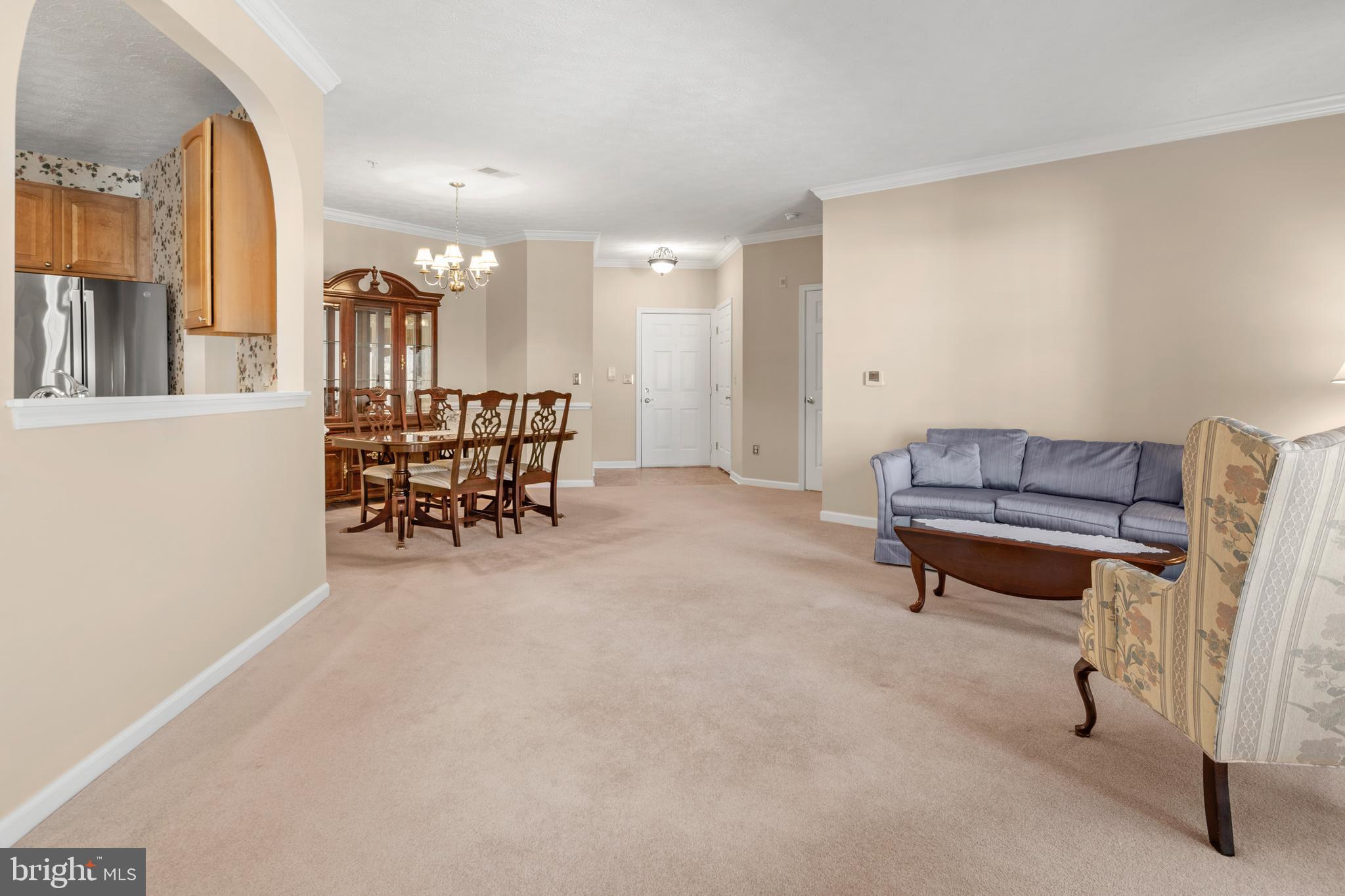 VILLAGE GREEN - Residential