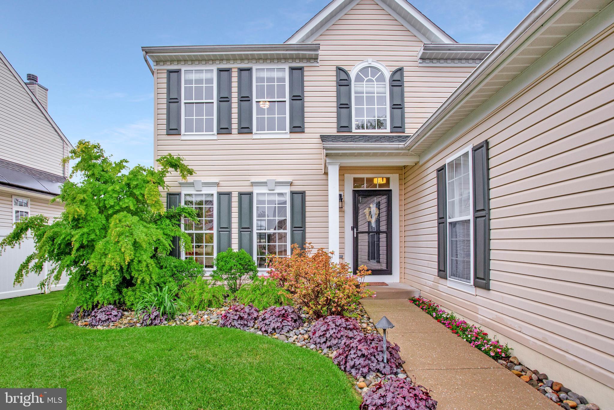 455 CREEKS END LANE