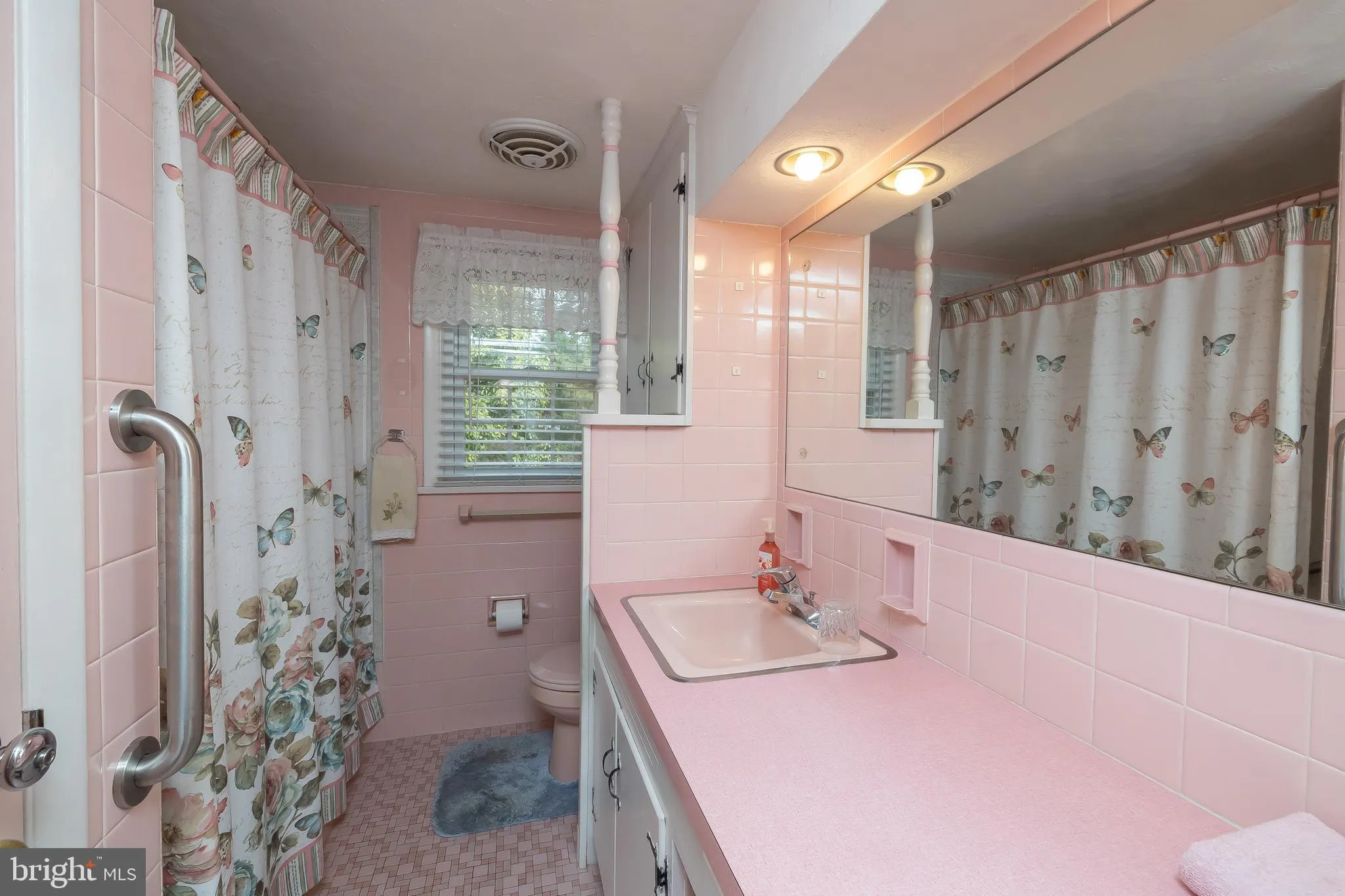 Millville, New Jersey 08332, United States, 2 Bedrooms Bedrooms, ,1 BathroomBathrooms,Residential,Contingent,794