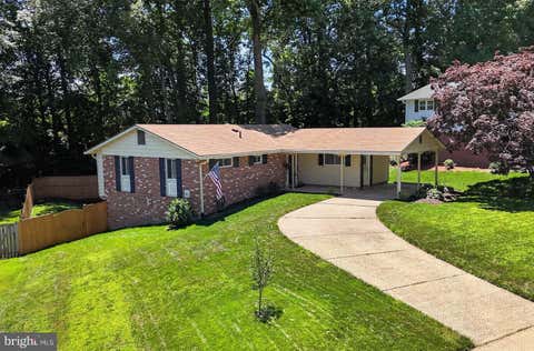 Photo of 5010 Gainsborough Drive, FAIRFAX, VA 22032 (MLS # VAFX2330438)