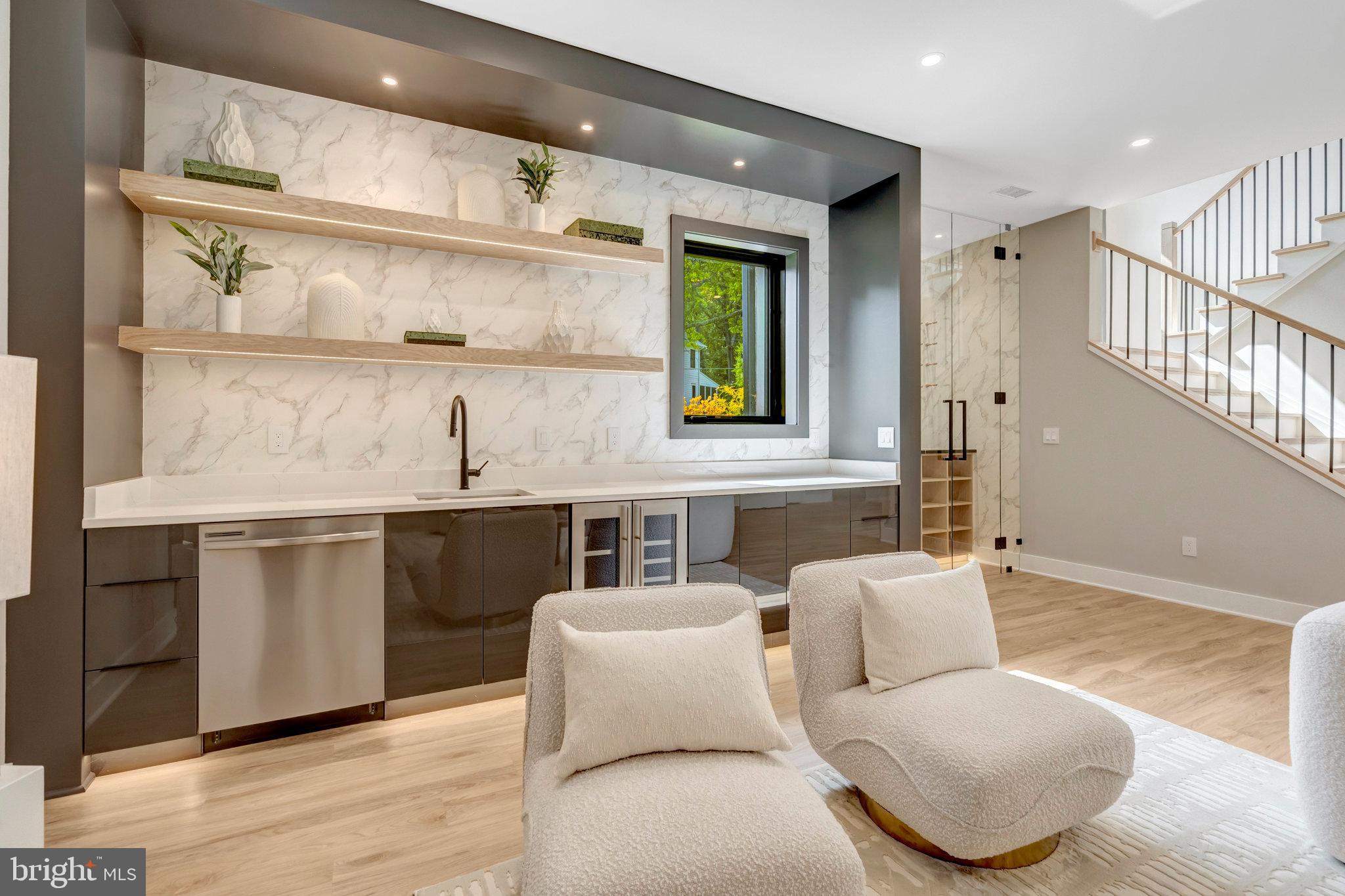 WEST LANGLEY - Residential