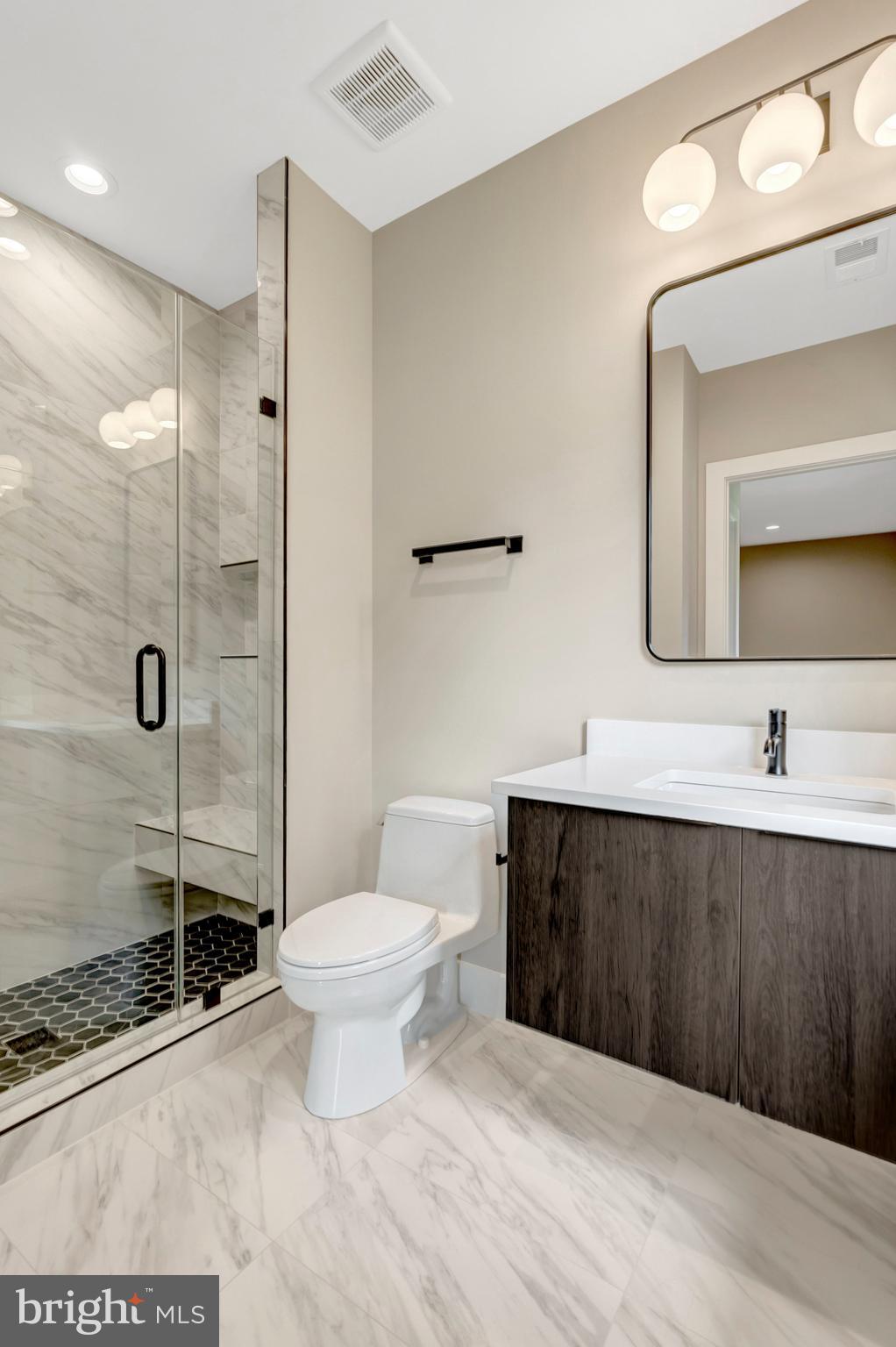 WEST LANGLEY - Residential