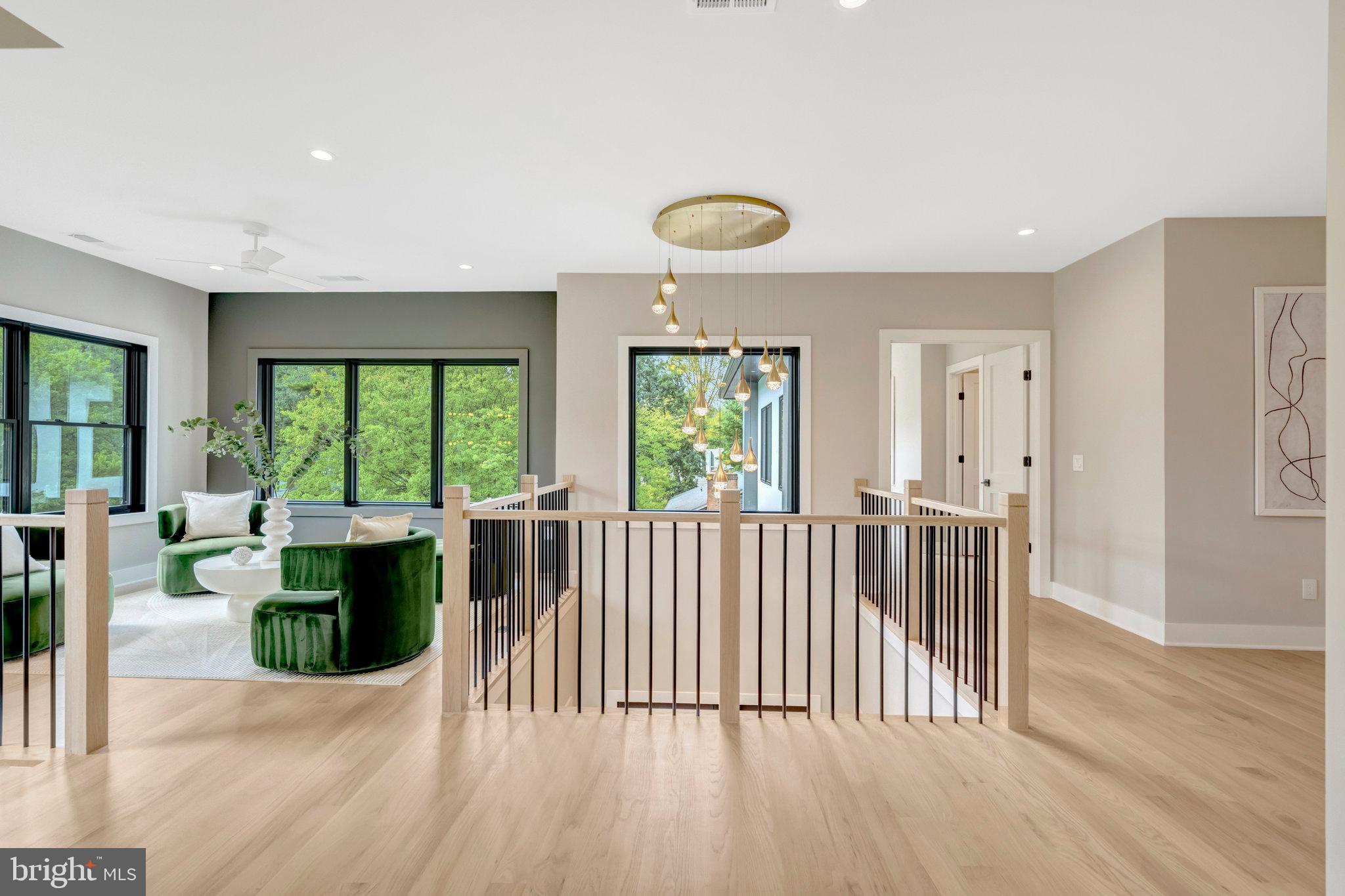 WEST LANGLEY - Residential