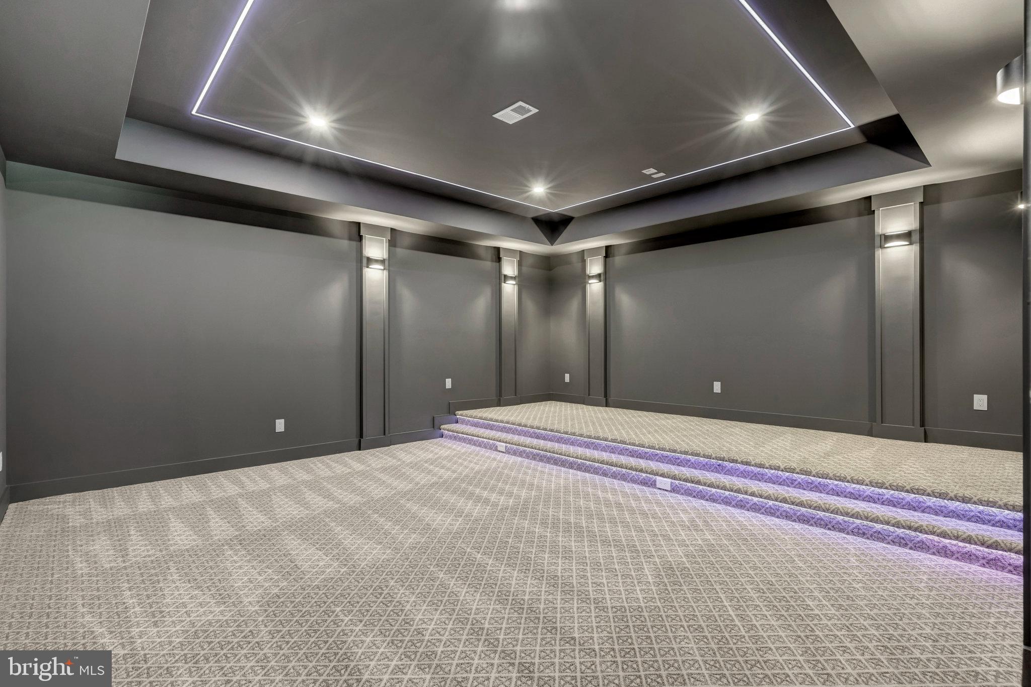 WEST LANGLEY - Residential