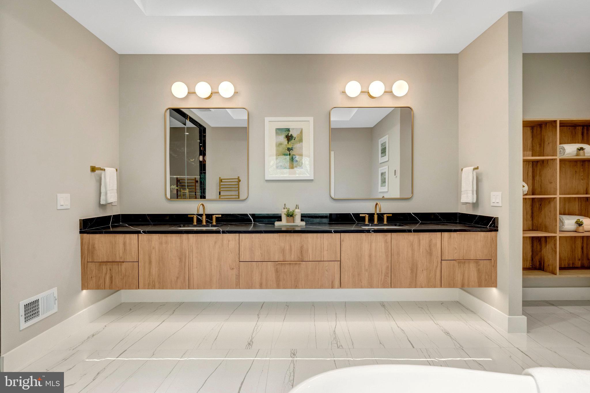 WEST LANGLEY - Residential