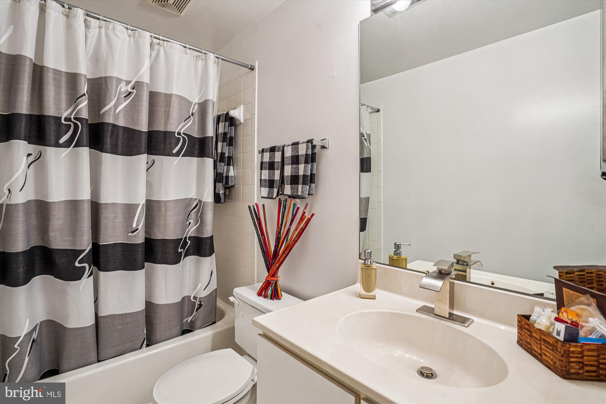 INVERNESS FOREST - Residential