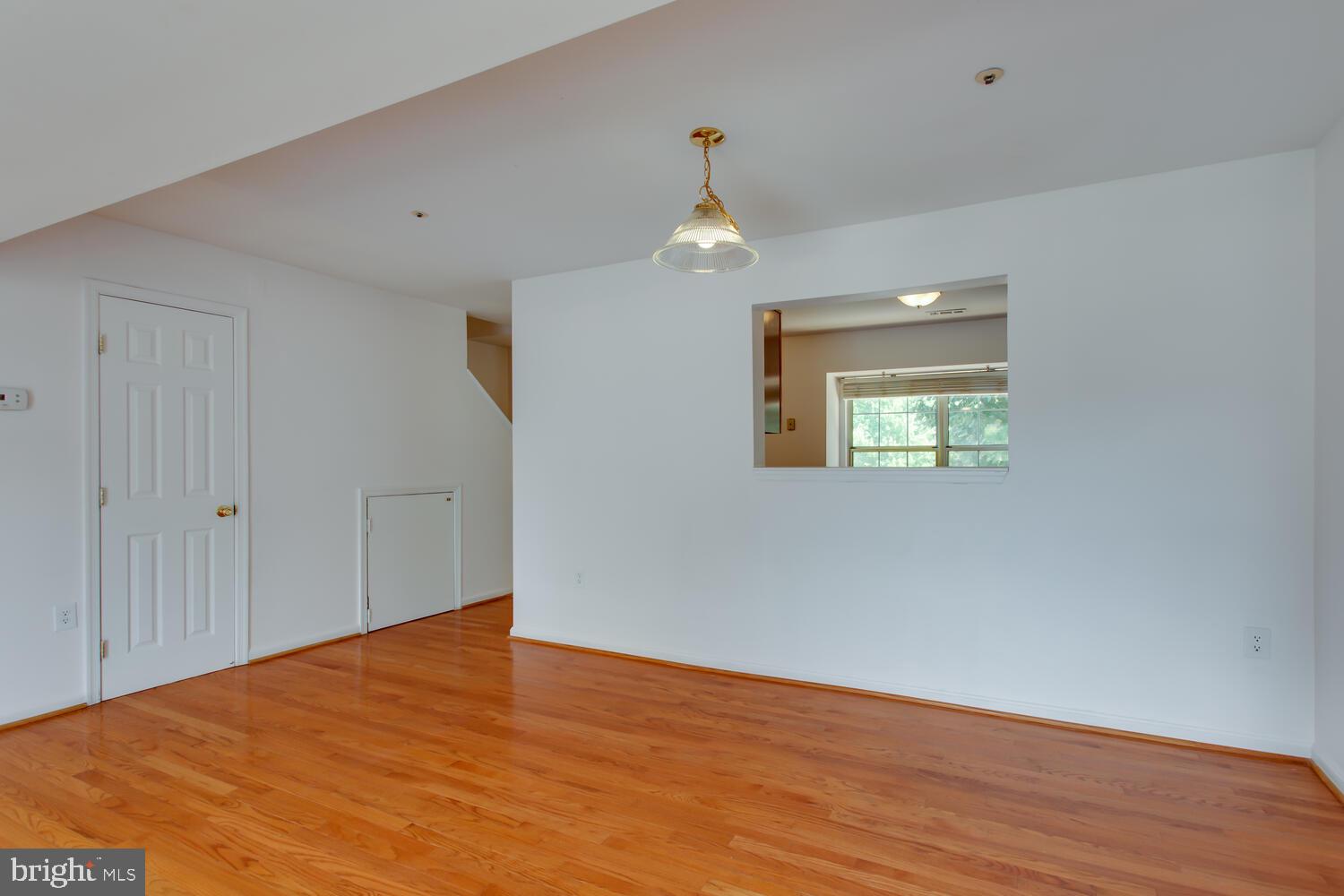 FOUNDERS WOODS - Residential