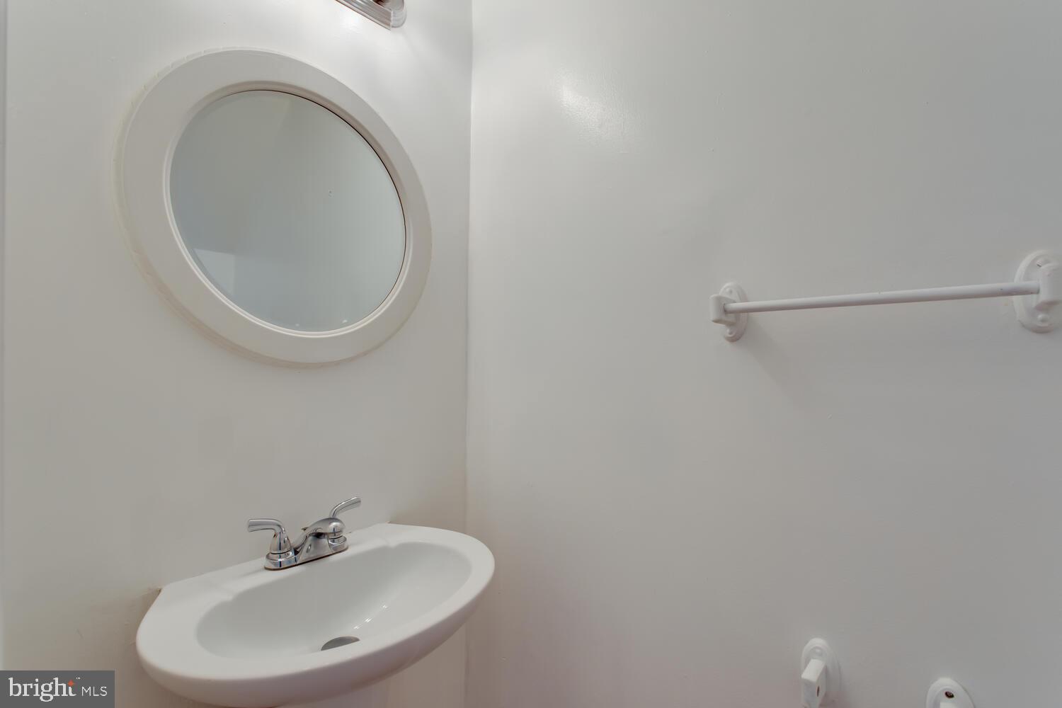 FOUNDERS WOODS - Residential