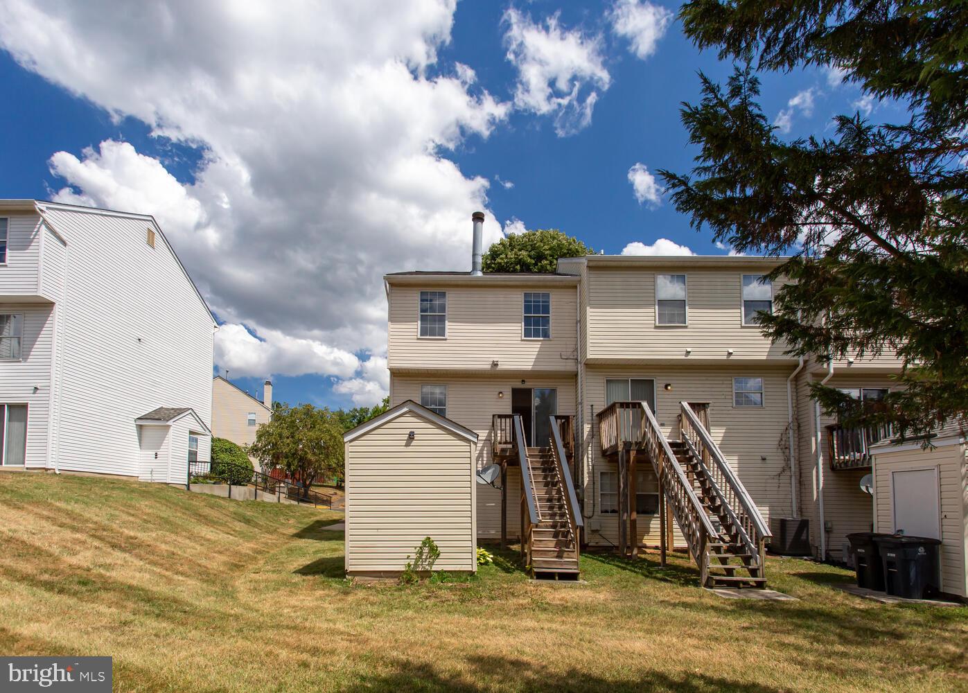 FOUNDERS WOODS - Residential