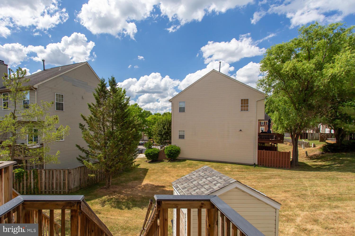 FOUNDERS WOODS - Residential