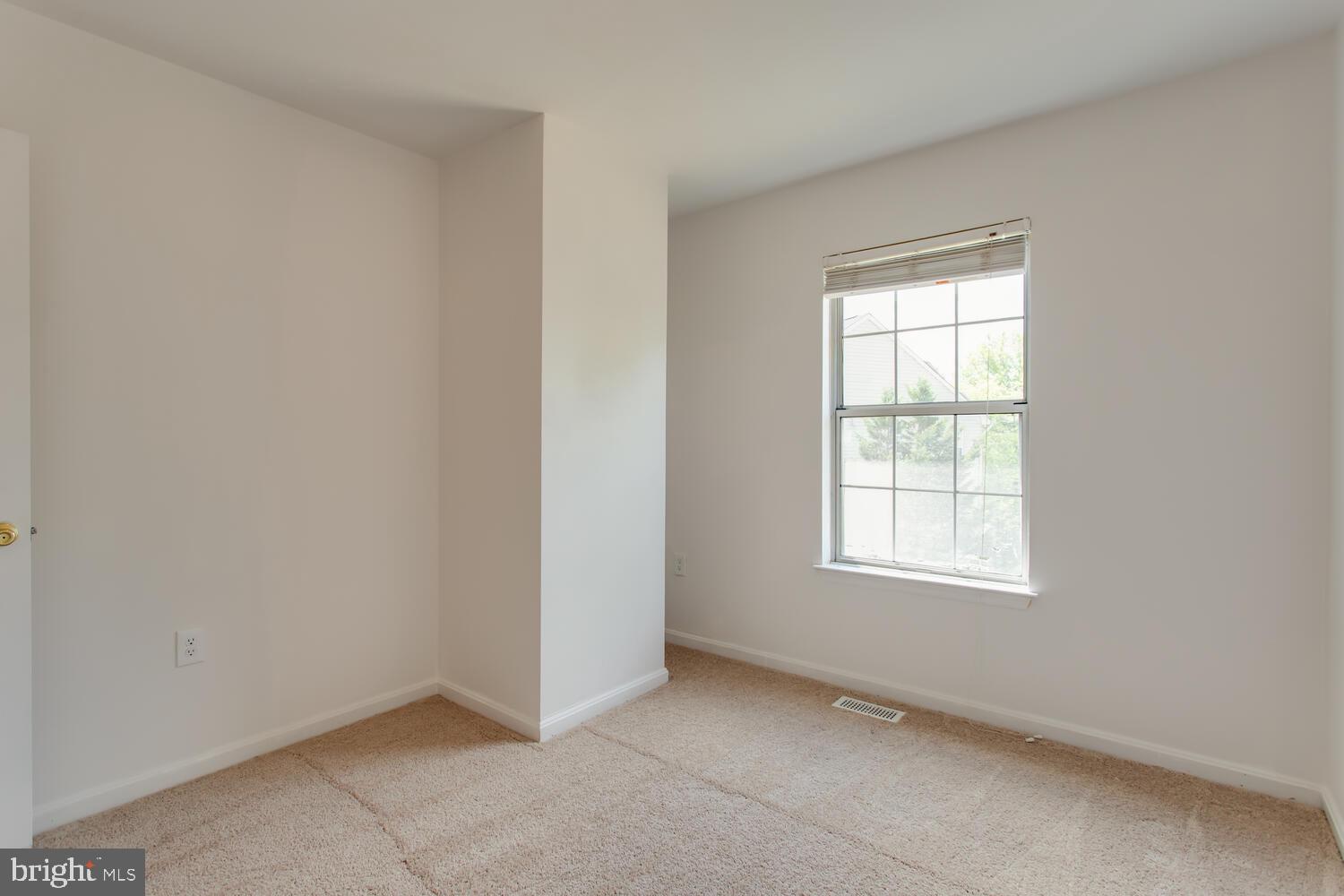 FOUNDERS WOODS - Residential