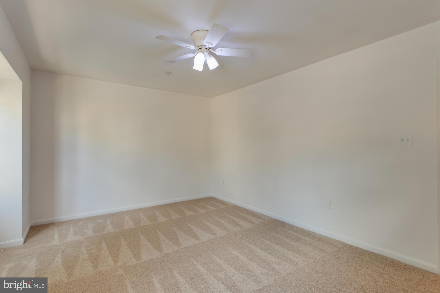 FOUNDERS WOODS - Residential