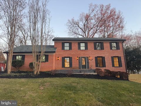 4303 WYNNWOOD DRIVE ANNANDALE VA 22003