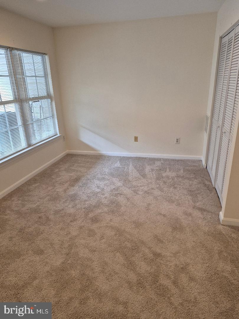 JEFFERSON VILLAGE TH - Residential Lease