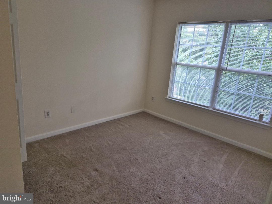 JEFFERSON VILLAGE TH - Residential Lease