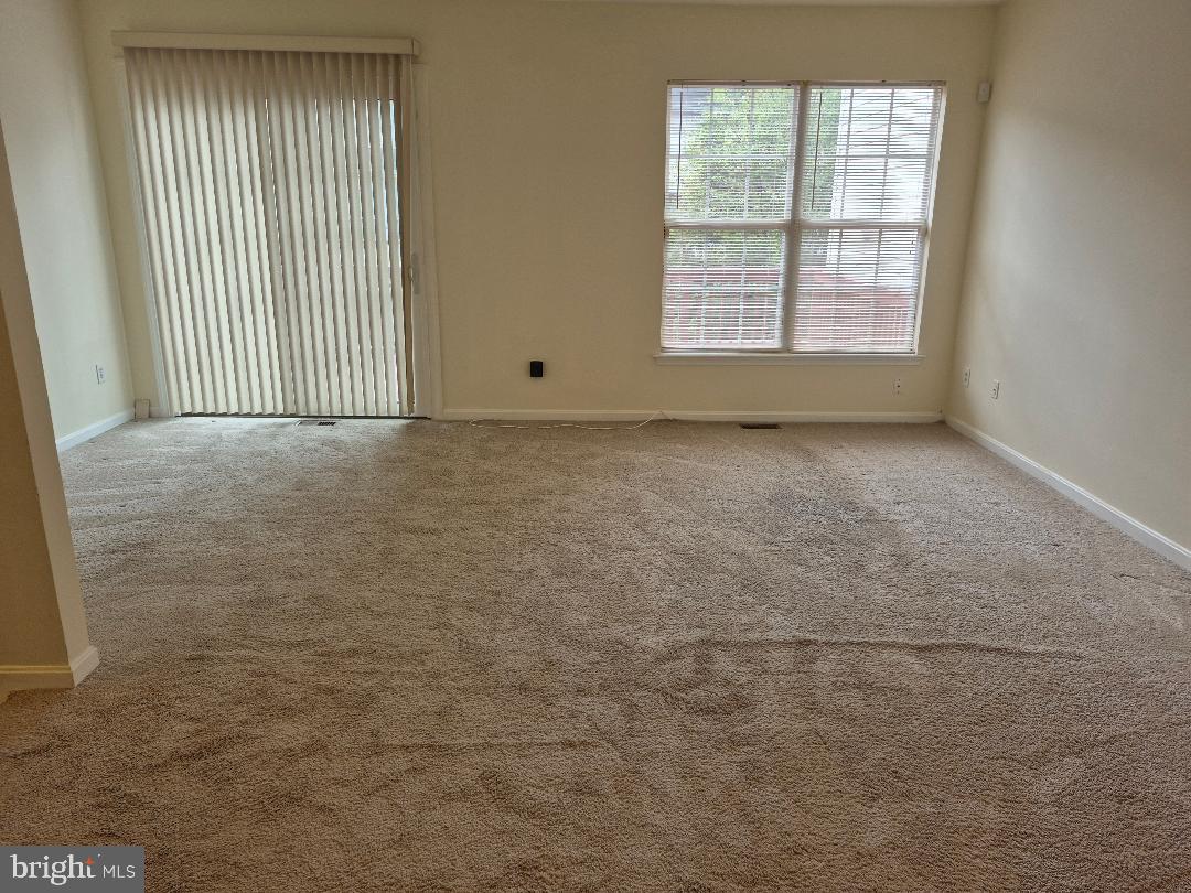 JEFFERSON VILLAGE TH - Residential Lease