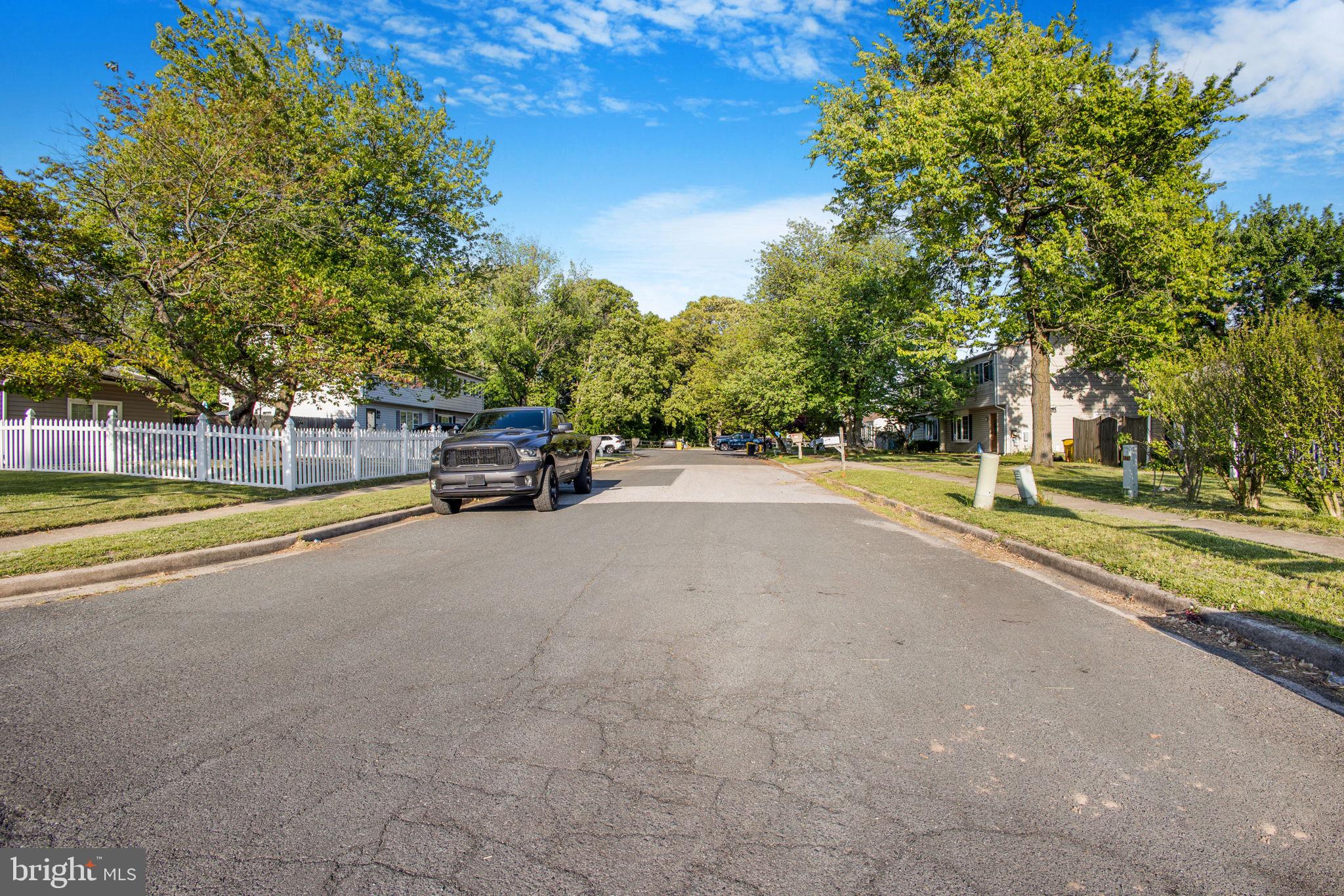 QUEENS PARK - Residential