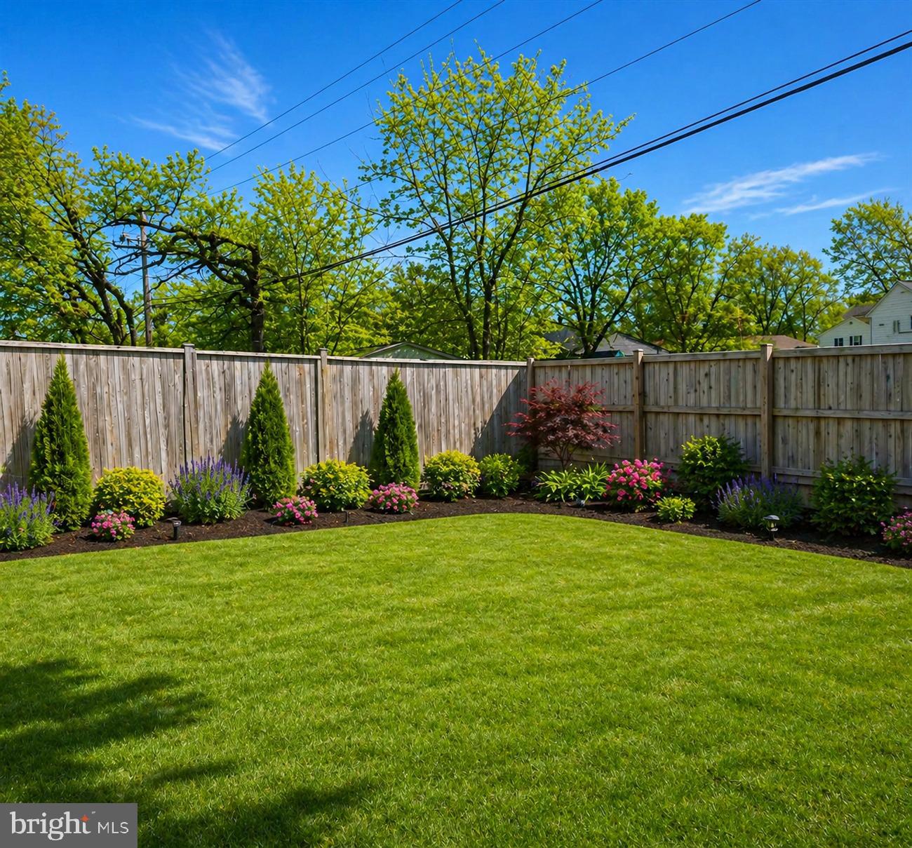 QUEENS PARK - Residential