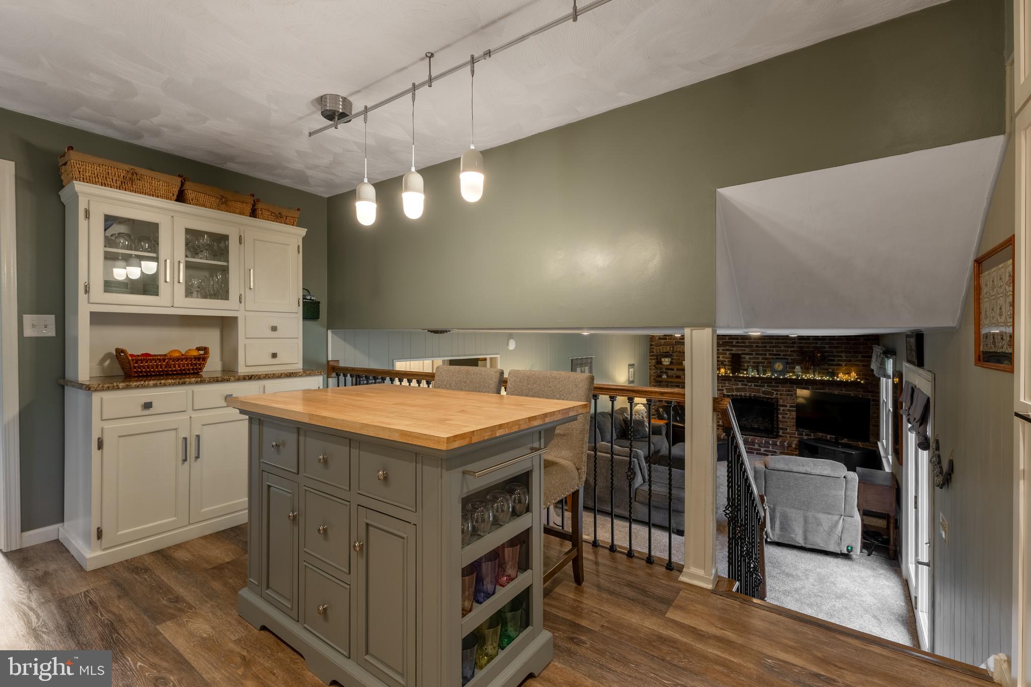 PARK FOREST VILLAGE - Residential