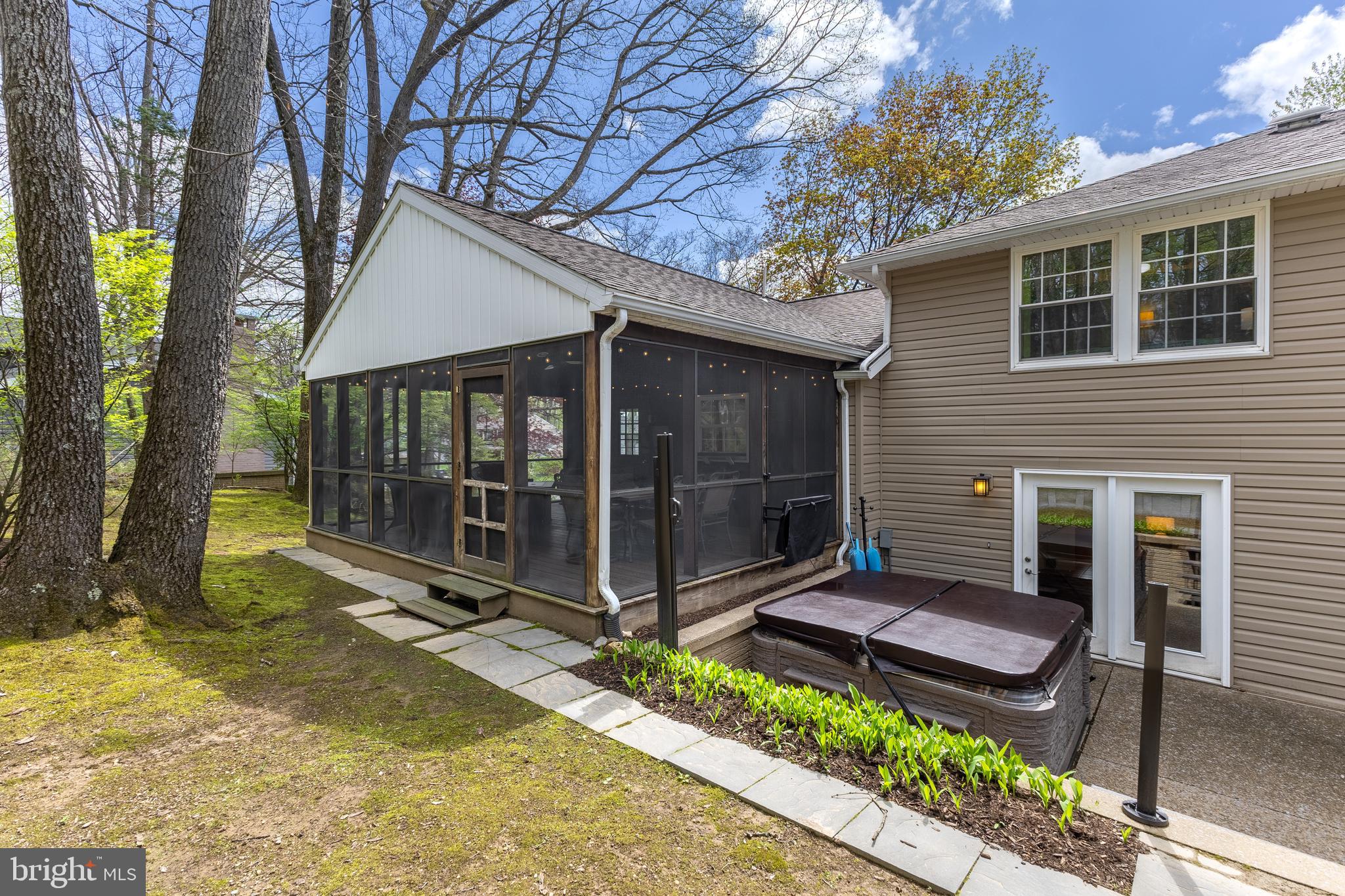 PARK FOREST VILLAGE - Residential