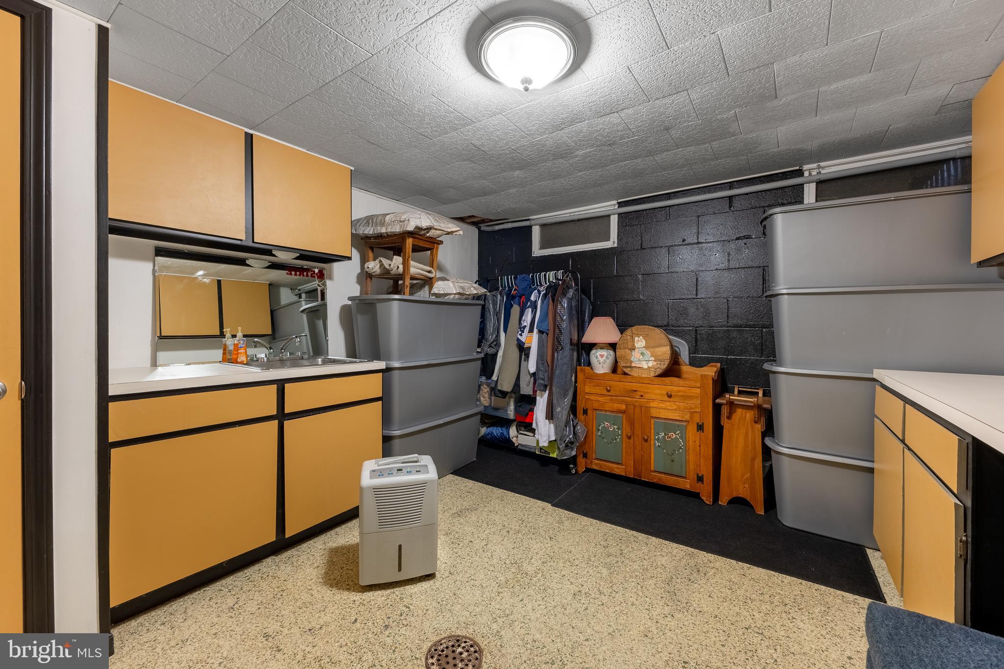 PARK FOREST VILLAGE - Residential